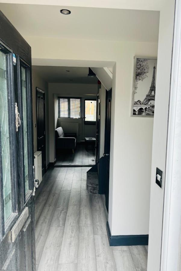 Green Lantern, Private En-Suite Double Bedroom Aveley Exterior photo